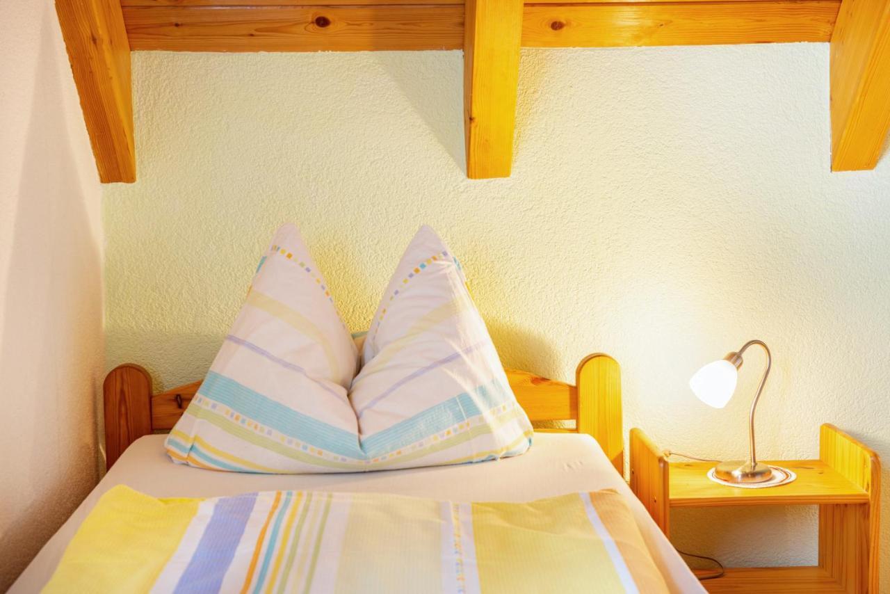 Beutenmuehle Straussenfarm Dach Owingen Ngoại thất bức ảnh